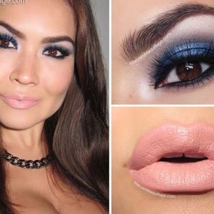 Lancôme lipstick 💄- Pale lip.